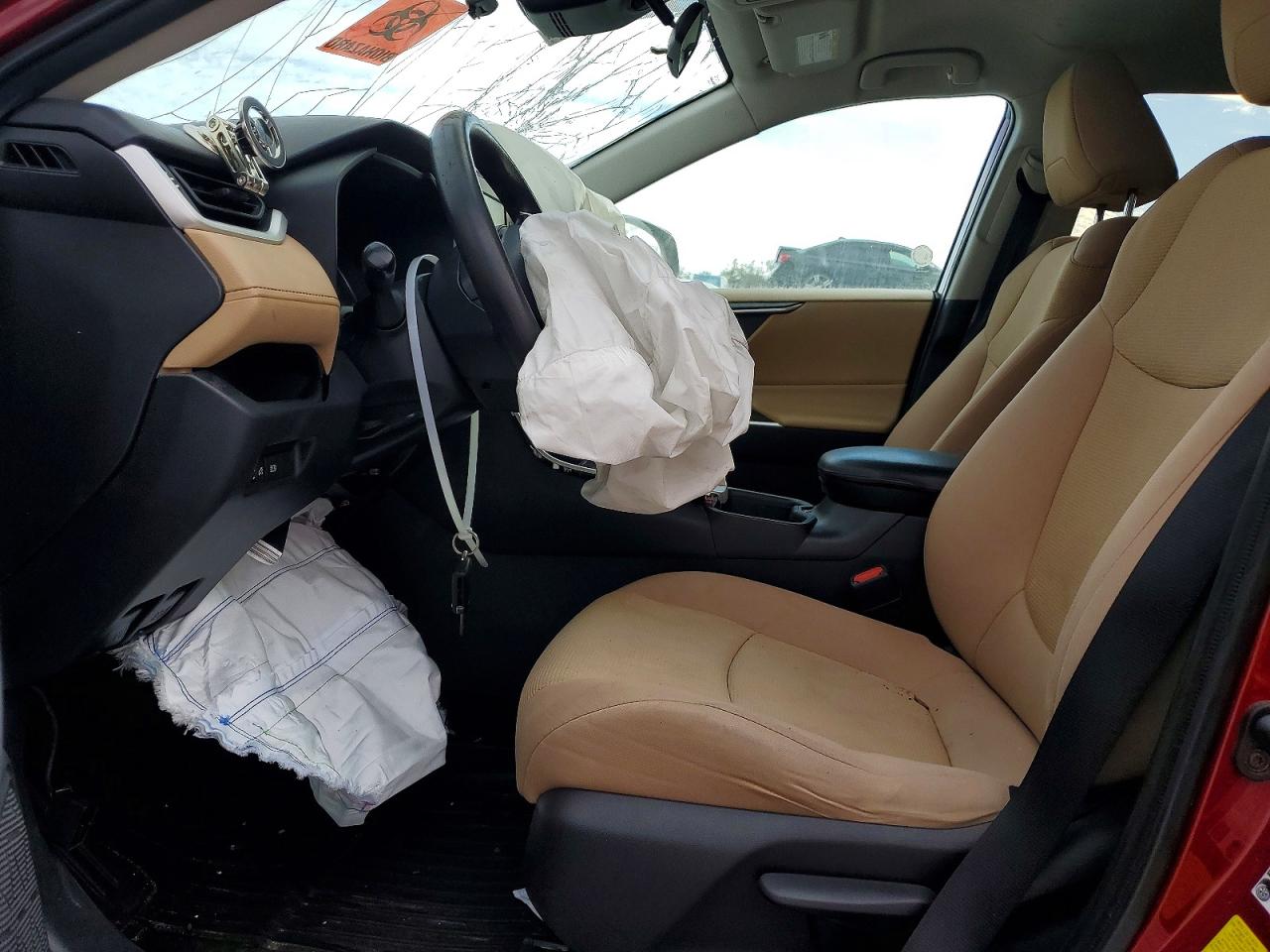 2022 TOYOTA RAV4 LE photo 7