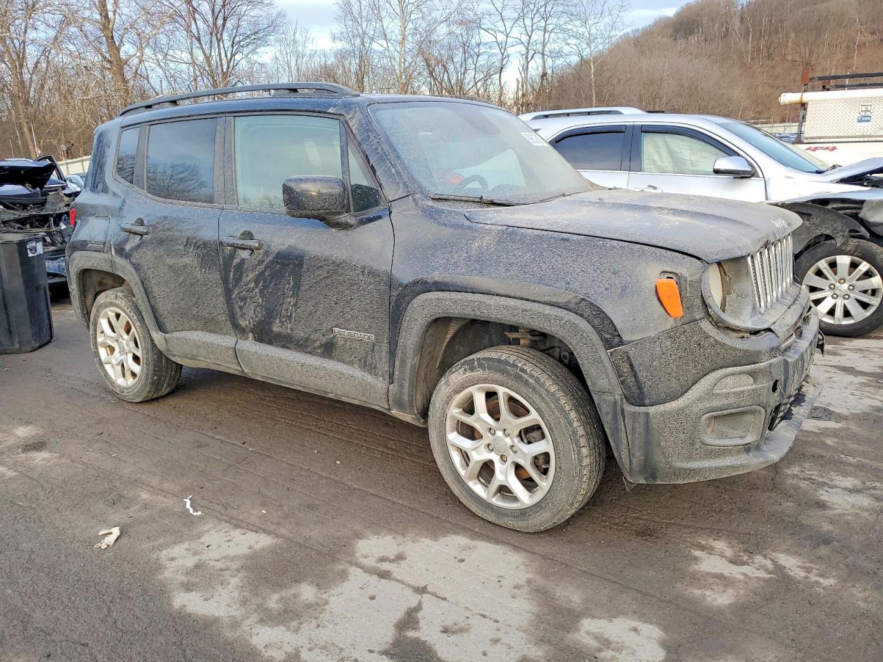 2017 JEEP RENEGADE LATITUDE photo 7