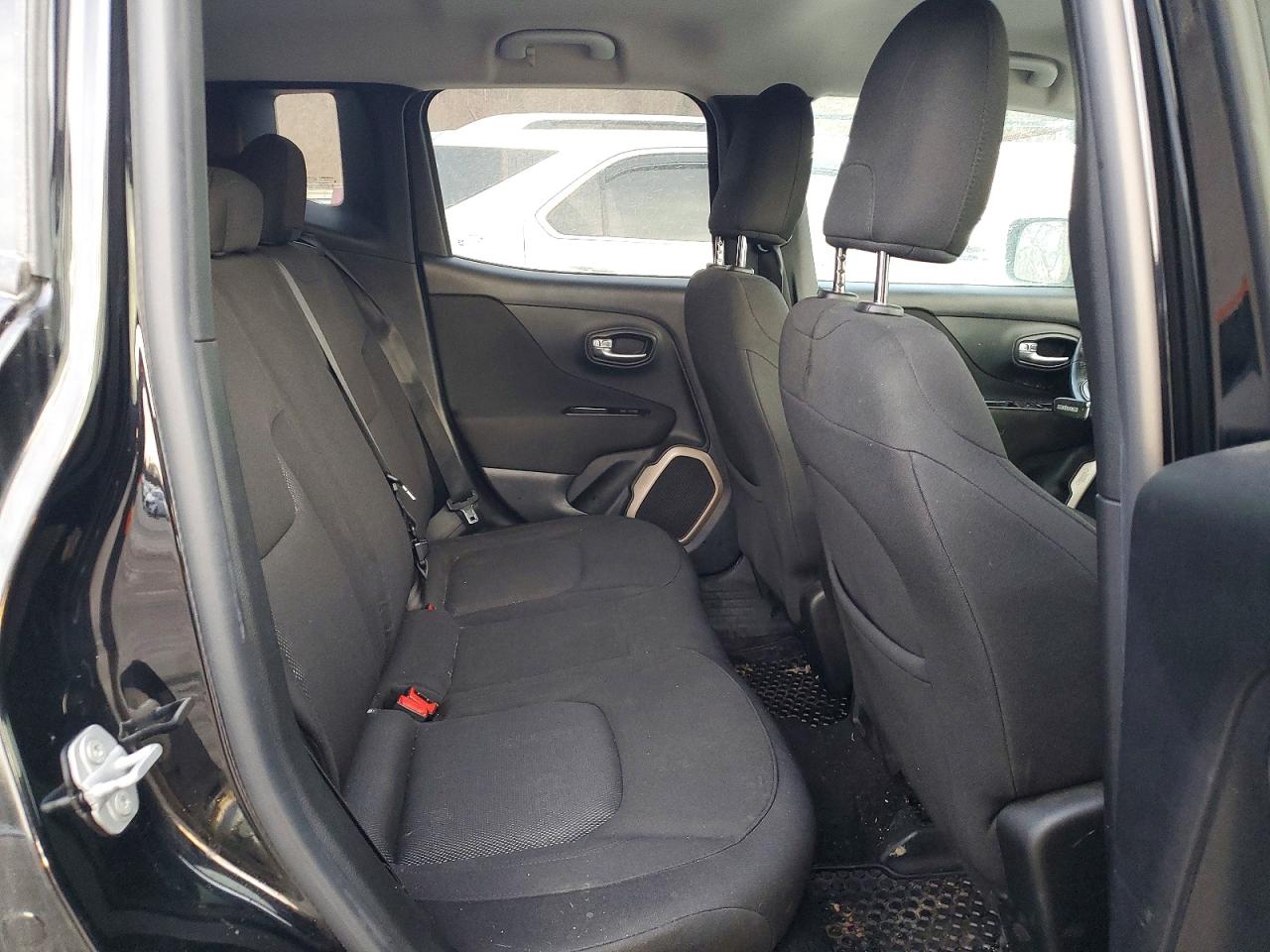 2017 JEEP RENEGADE LATITUDE photo 21