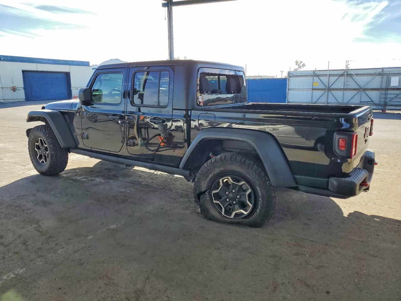 2021 JEEP GLADIATOR RUBICON photo 2