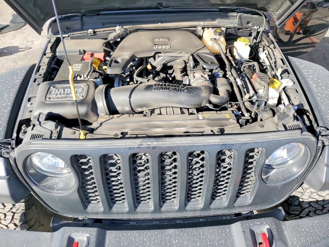 2021 JEEP GLADIATOR RUBICON photo 11