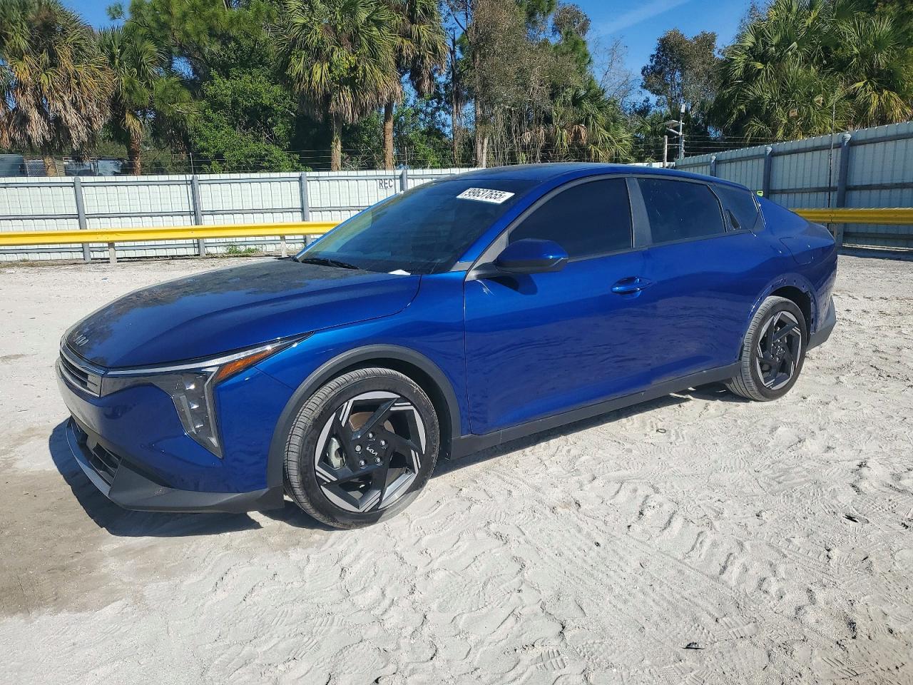 2025 KIA K4