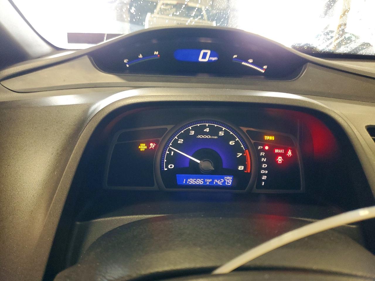 2011 HONDA CIVIC LX photo 9