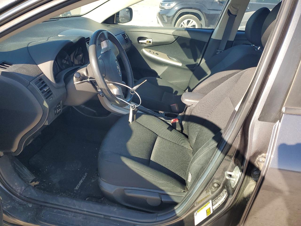 2010 TOYOTA COROLLA BASE photo 7