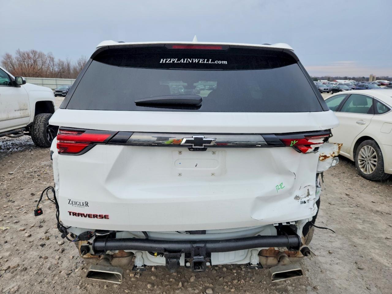 2023 CHEVROLET TRAVERSE PREMIER photo 6