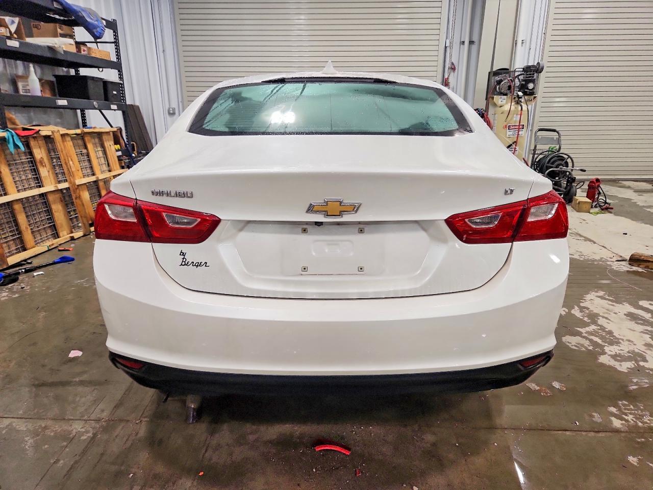 2016 CHEVROLET MALIBU LT photo 6