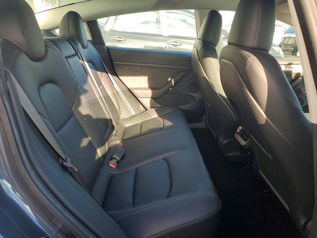 2023 TESLA MODEL 3 photo 10
