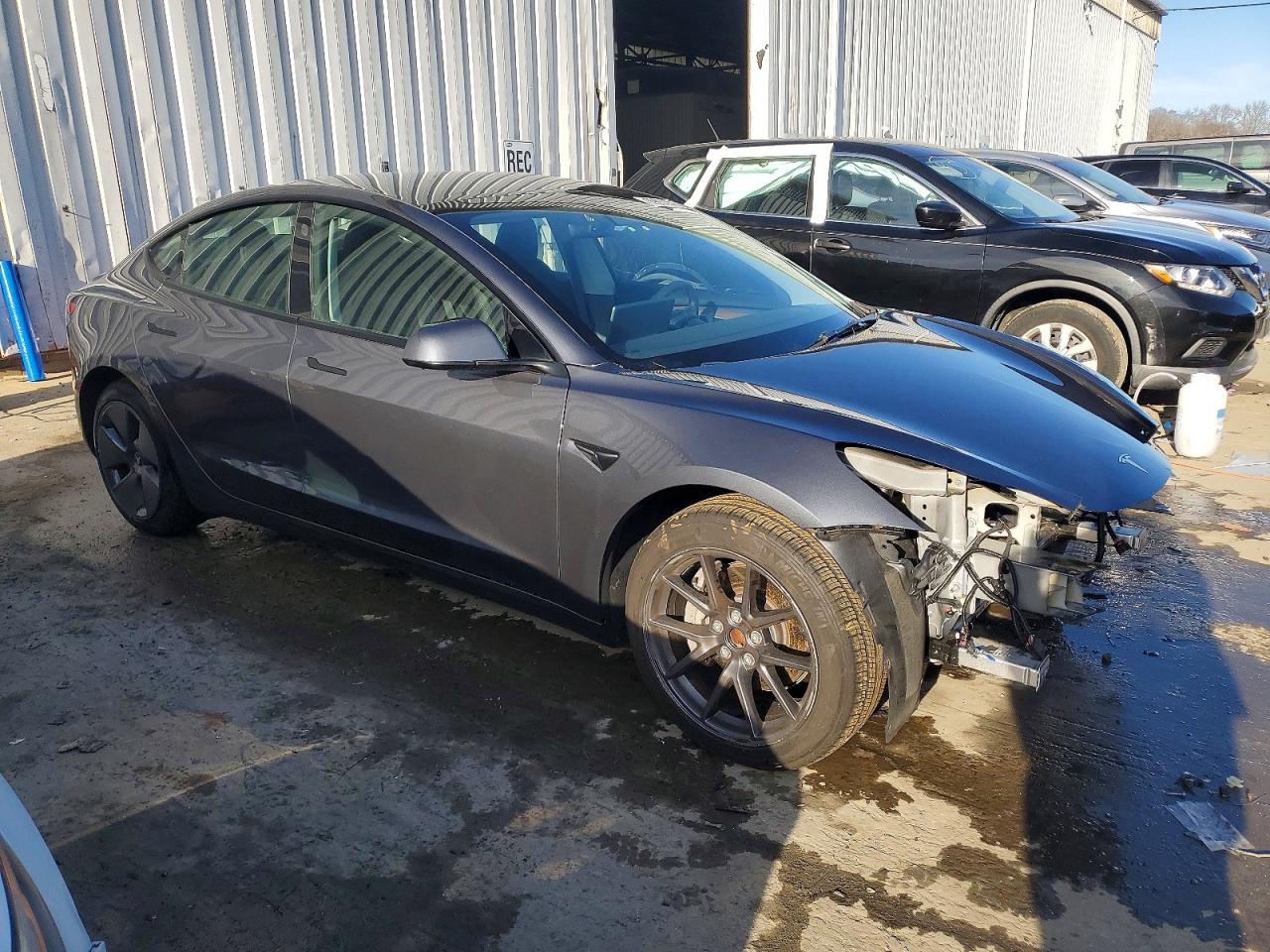 2023 TESLA MODEL 3 photo 4