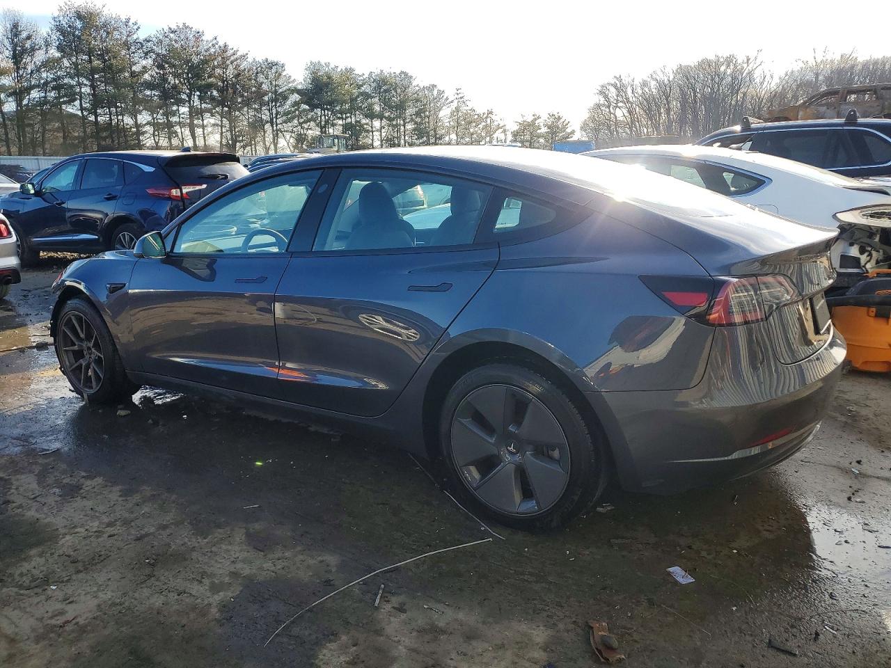 2023 TESLA MODEL 3 photo 2