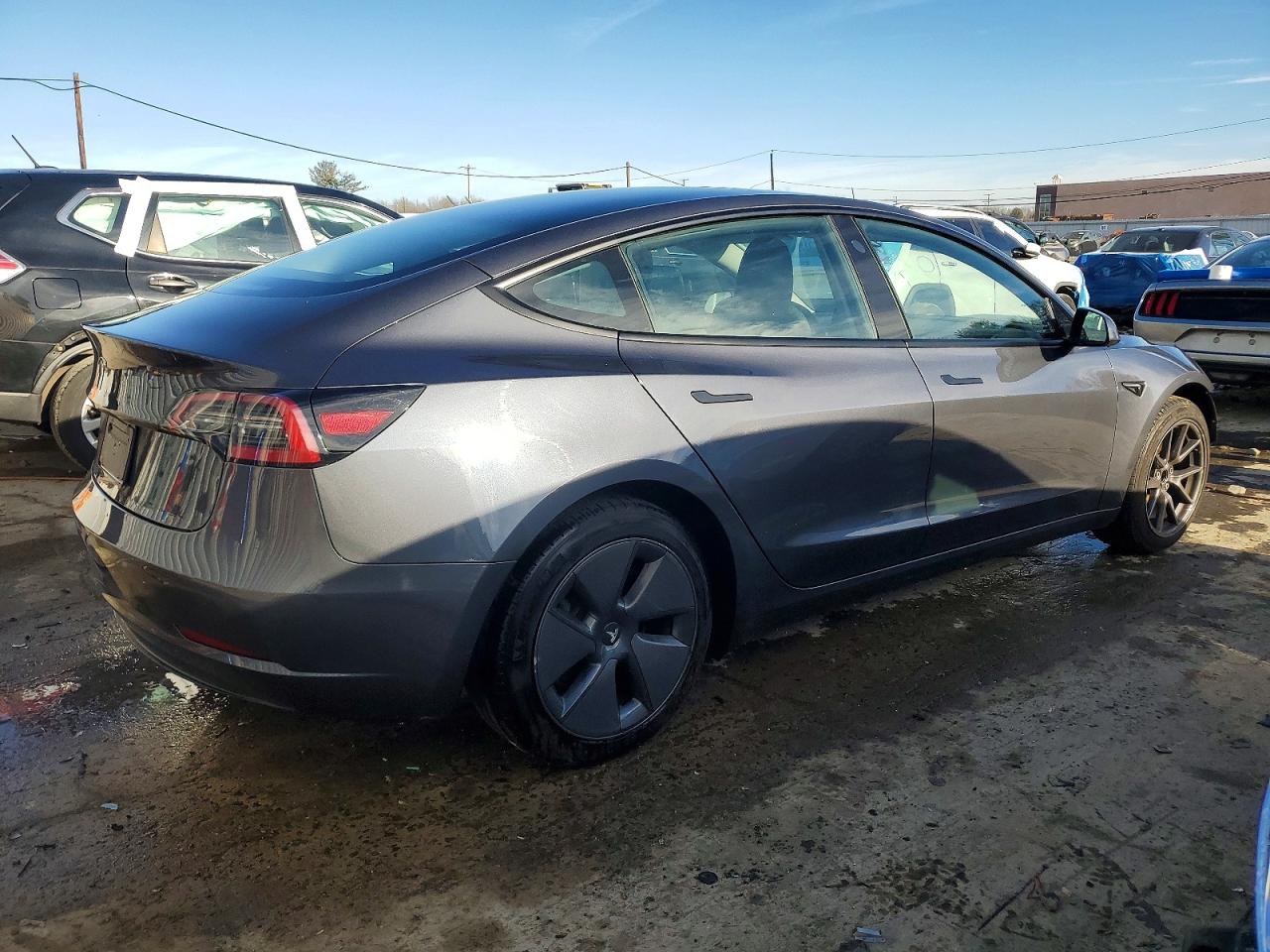 2023 TESLA MODEL 3 photo 3