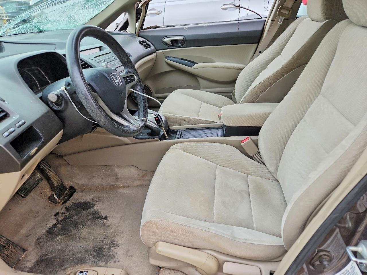 2010 HONDA CIVIC LX photo 7