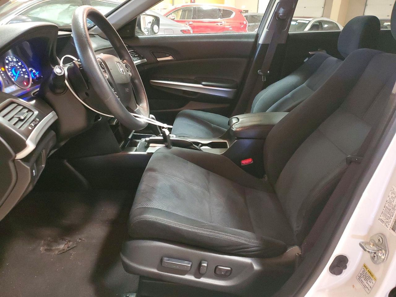 2013 HONDA CROSSTOUR EX photo 7