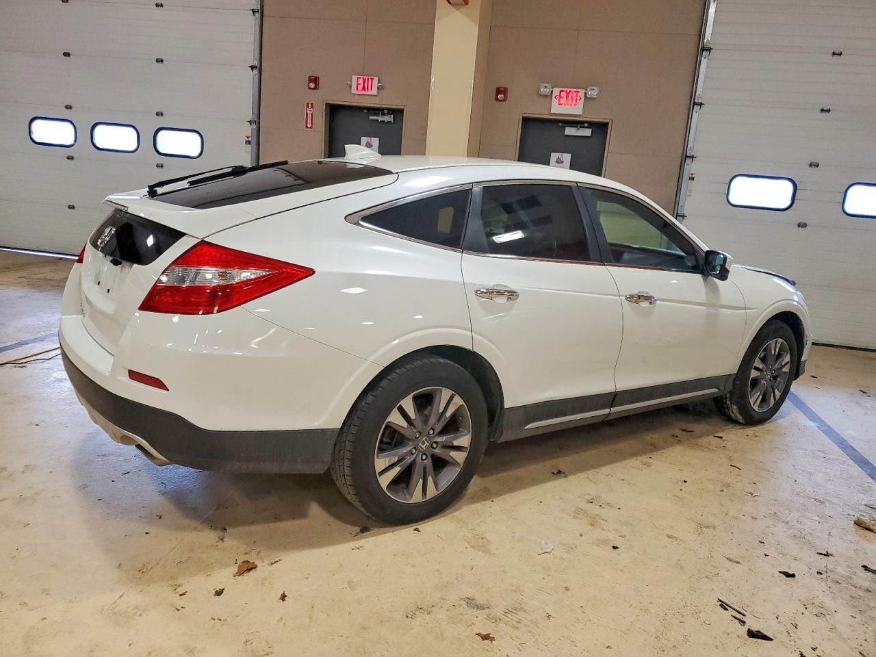 2013 HONDA CROSSTOUR EX photo 3