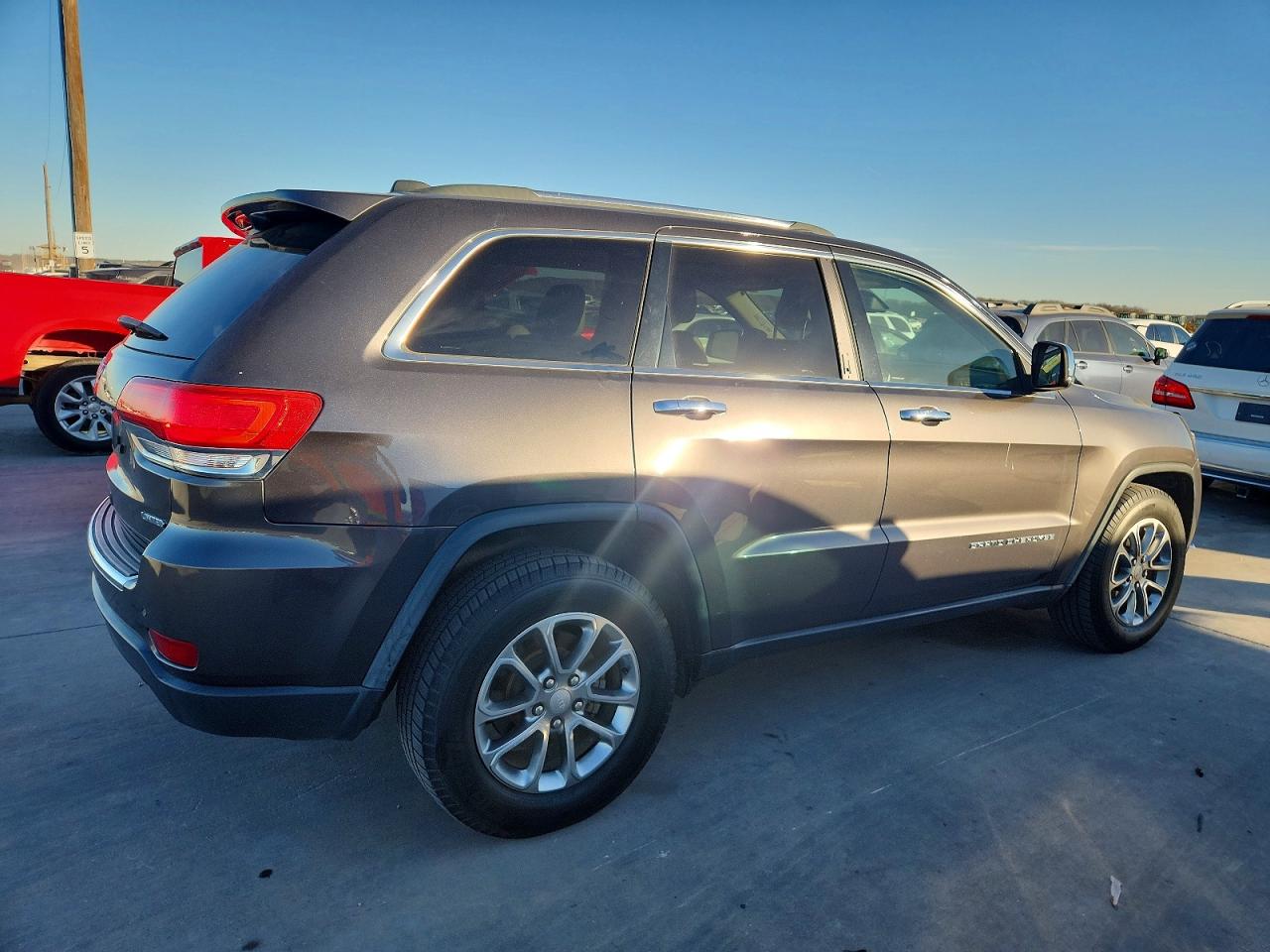 2014 JEEP GRAND CHEROKEE LIMITED photo 3