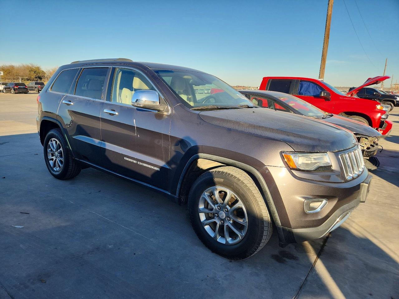 2014 JEEP GRAND CHEROKEE LIMITED photo 4
