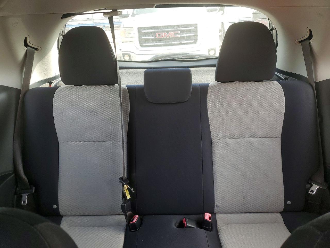 2013 TOYOTA YARIS 3-DOOR L photo 10