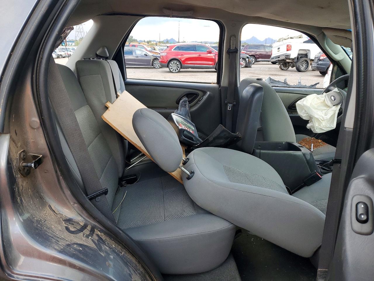 2006 FORD ESCAPE XLT photo 10