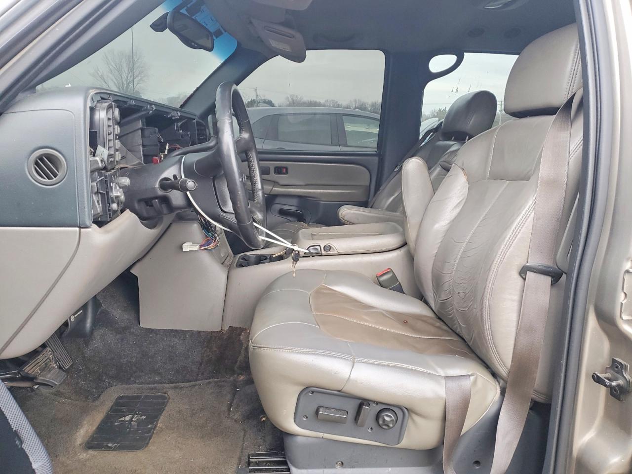 2001 CHEVROLET TAHOE K1500 photo 7