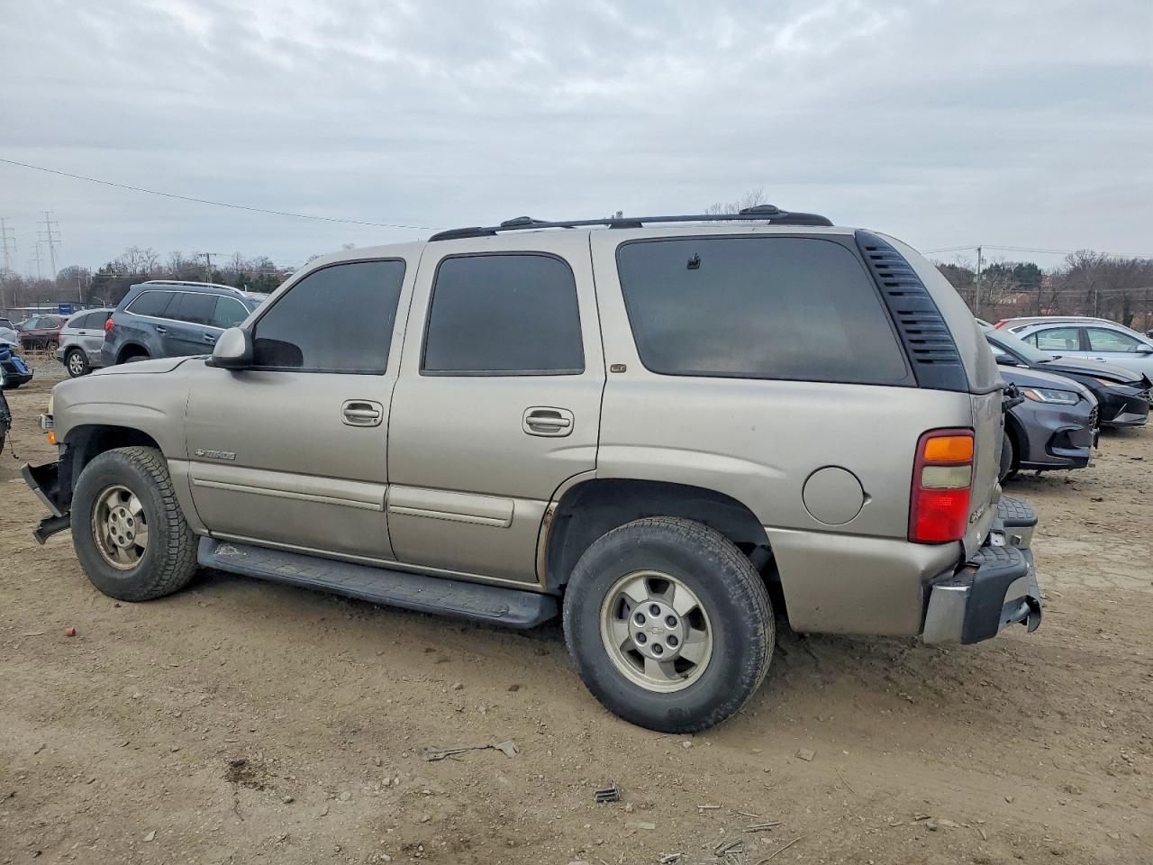 2001 CHEVROLET TAHOE K1500 photo 2