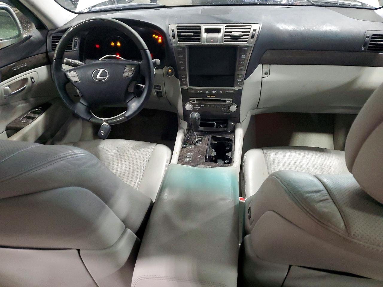 2011 LEXUS LS 460 photo 8