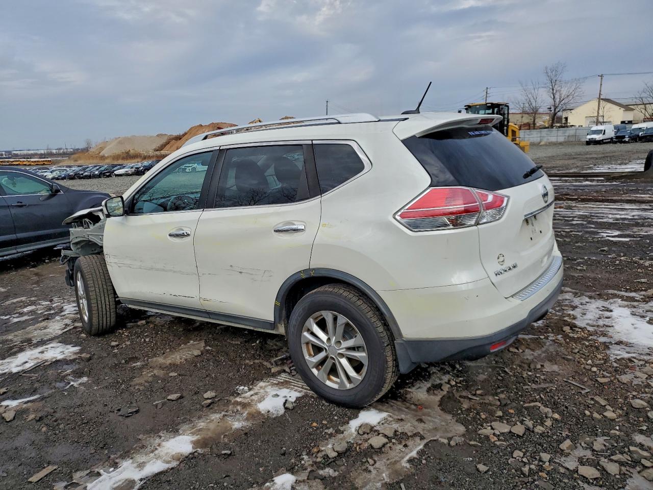 2016 NISSAN ROGUE S photo 2