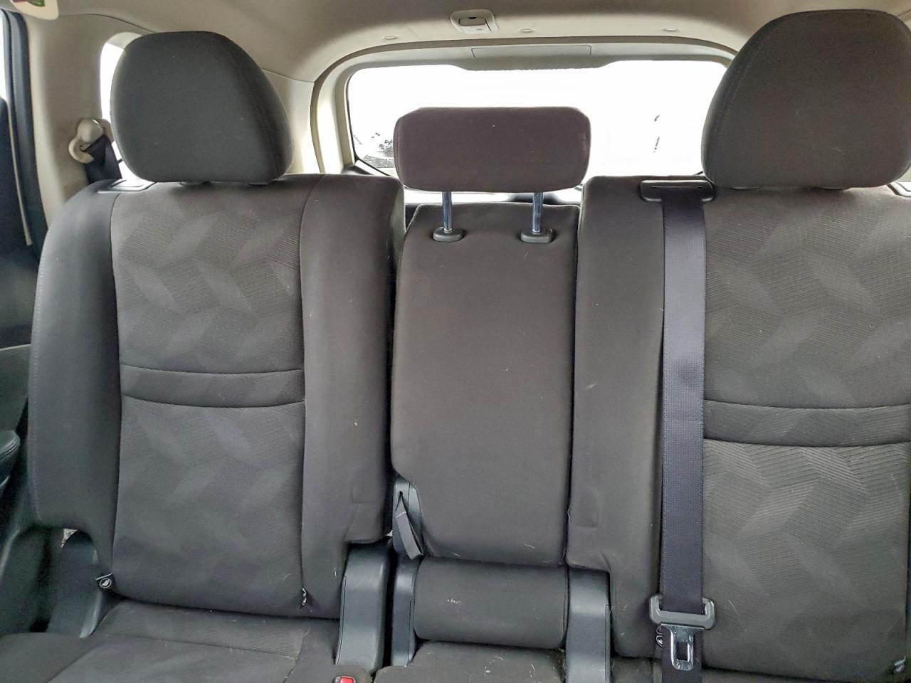 2016 NISSAN ROGUE S photo 10
