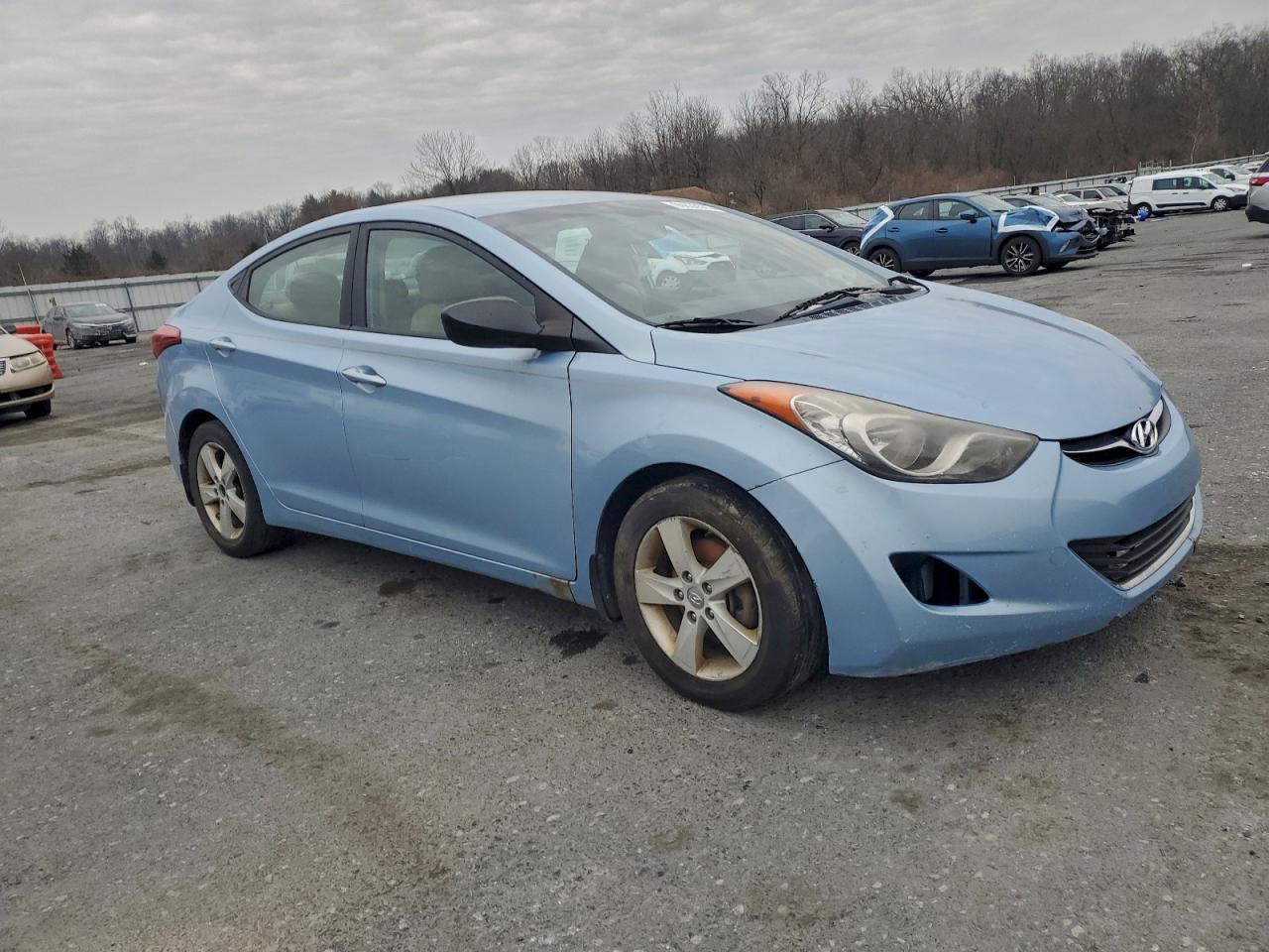 2013 HYUNDAI ELANTRA GLS photo 4