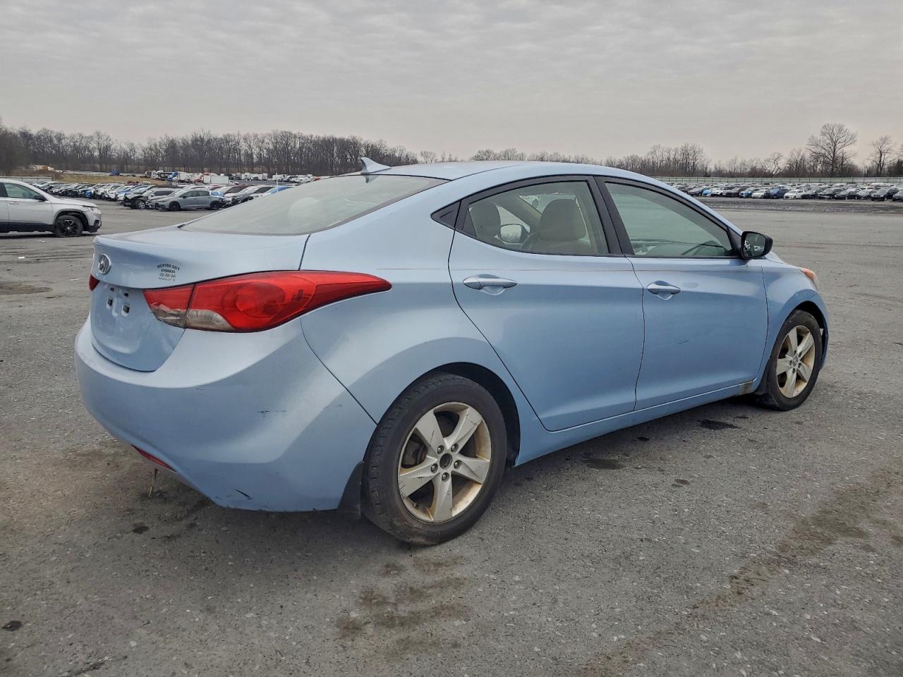 2013 HYUNDAI ELANTRA GLS photo 3