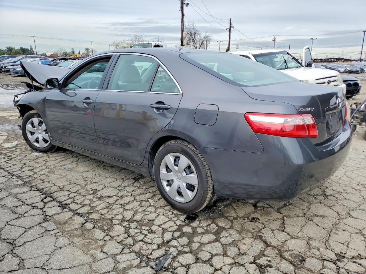 2009 TOYOTA CAMRY BASE photo 2