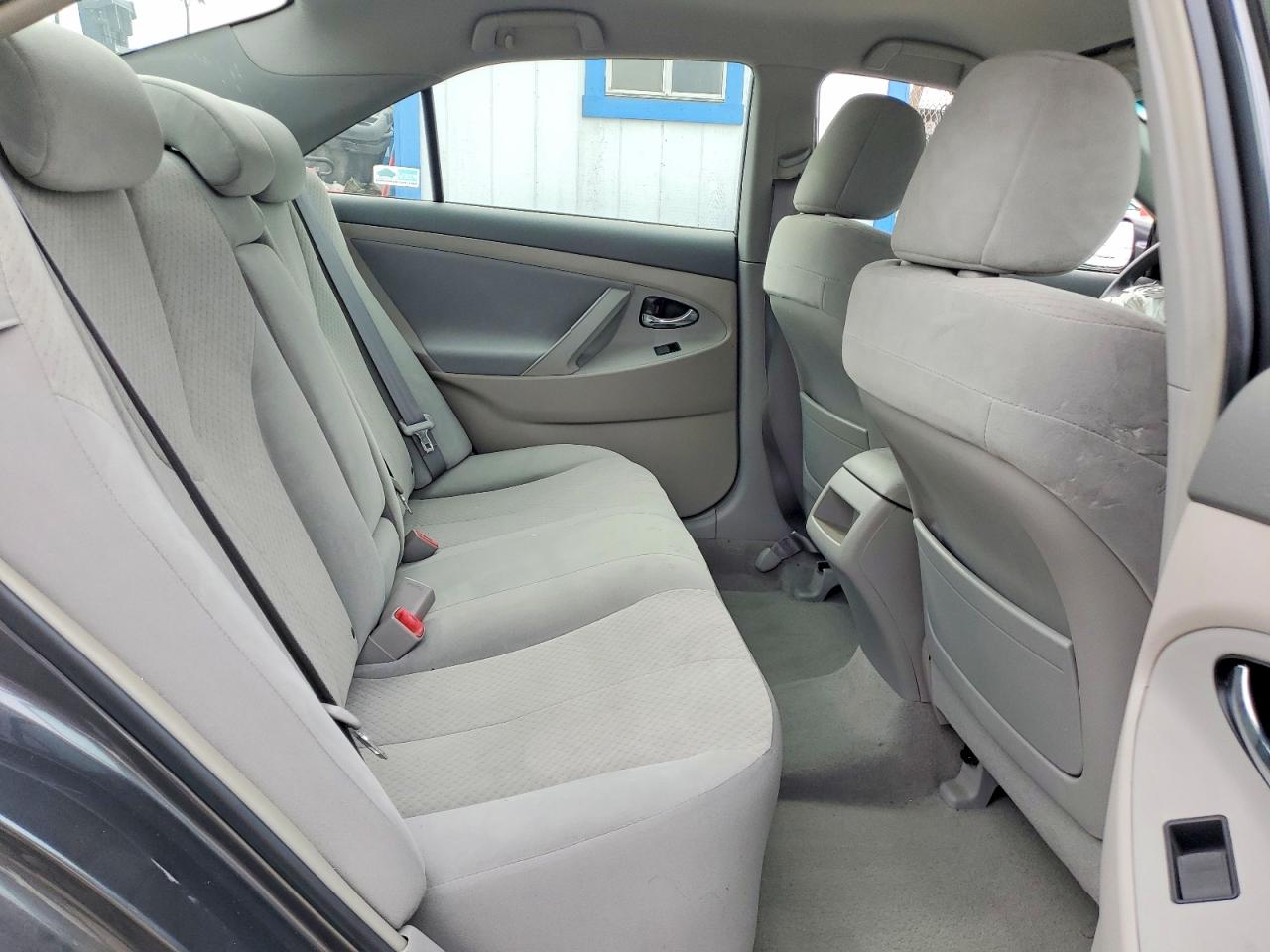 2009 TOYOTA CAMRY BASE photo 10