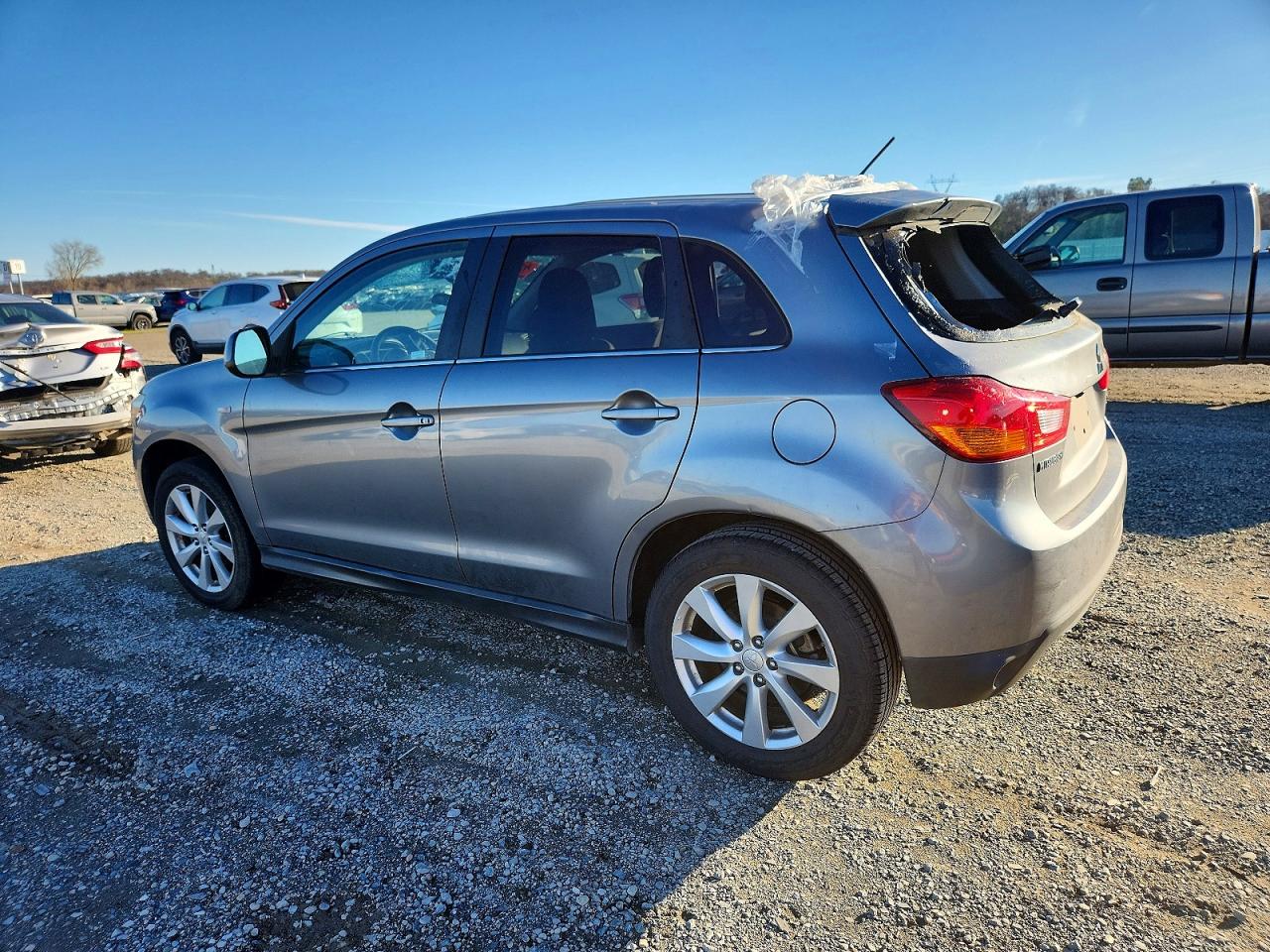 2014 MITSUBISHI OUTLANDER SPORT SE photo 3