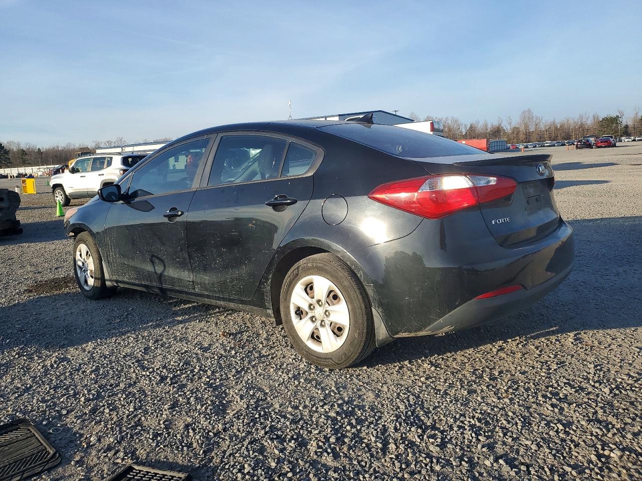 2015 KIA FORTE LX photo 2