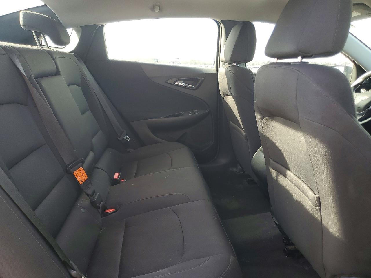 2017 CHEVROLET MALIBU LS photo 10