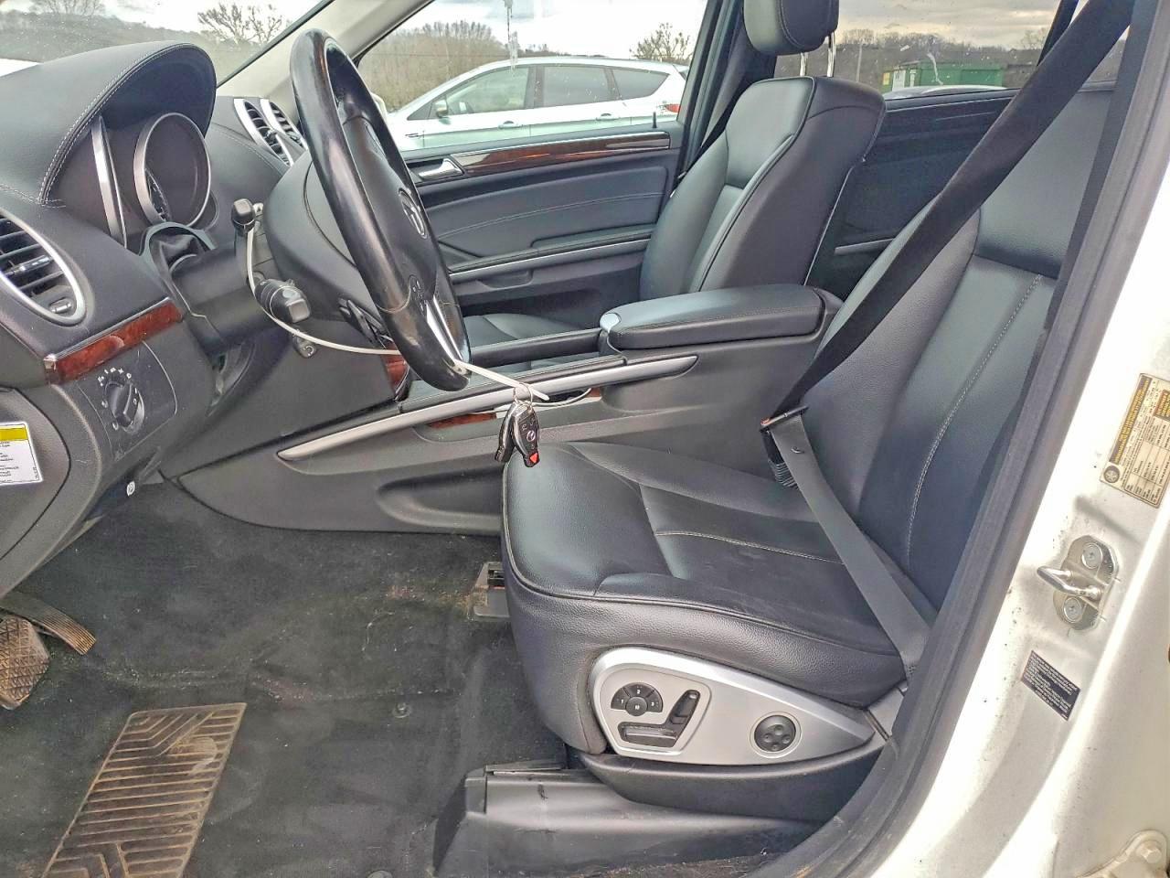2012 MERCEDES-BENZ GL 450 4MATIC photo 7
