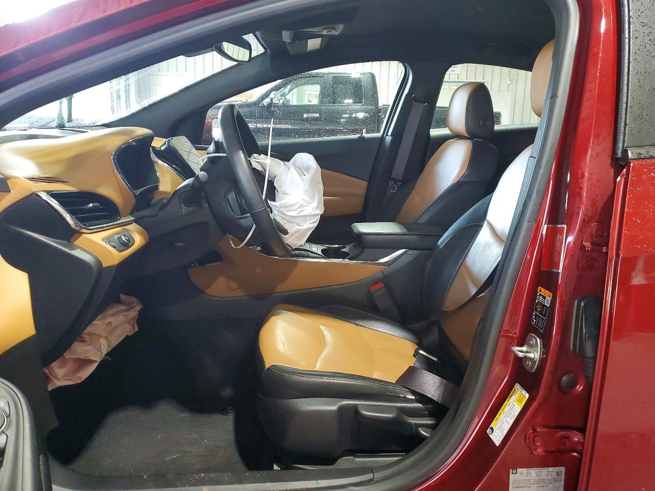 2017 CHEVROLET VOLT PREMIER photo 7