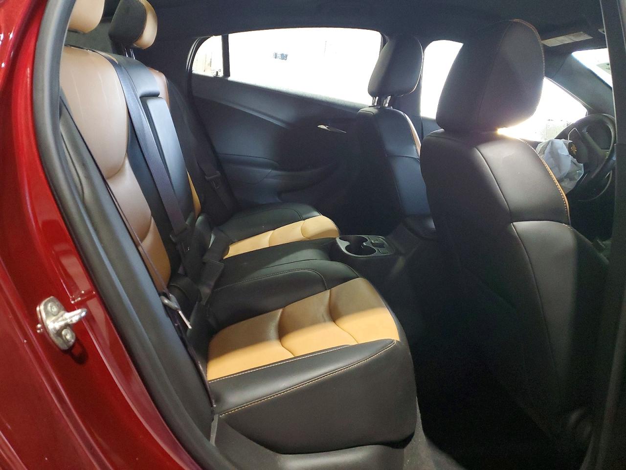 2017 CHEVROLET VOLT PREMIER photo 10
