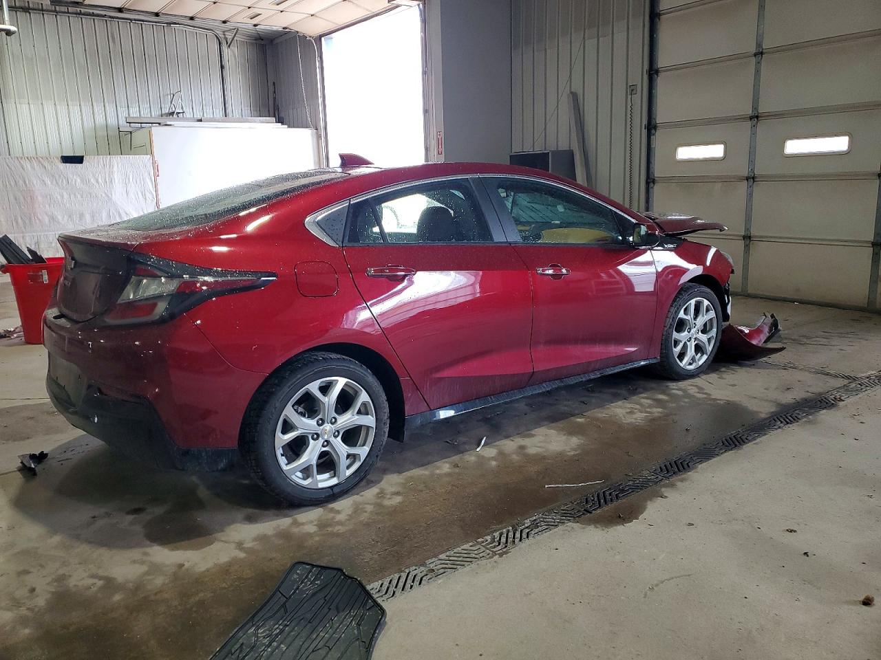 2017 CHEVROLET VOLT PREMIER photo 3