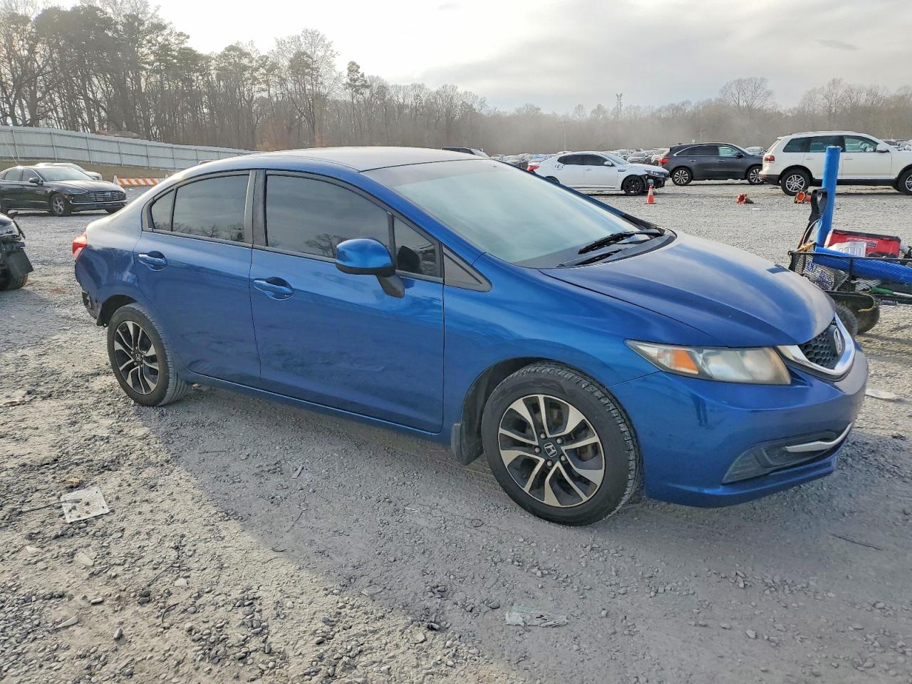 2013 HONDA CIVIC LX photo 4