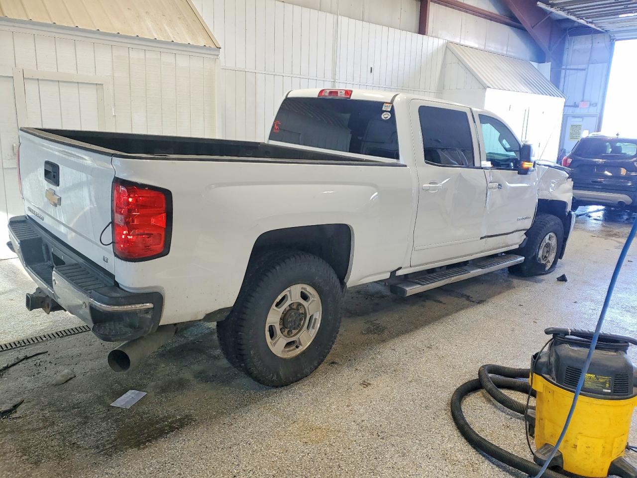 2016 CHEVROLET SILVERADO K2500 HEAVY DUTY LT photo 3