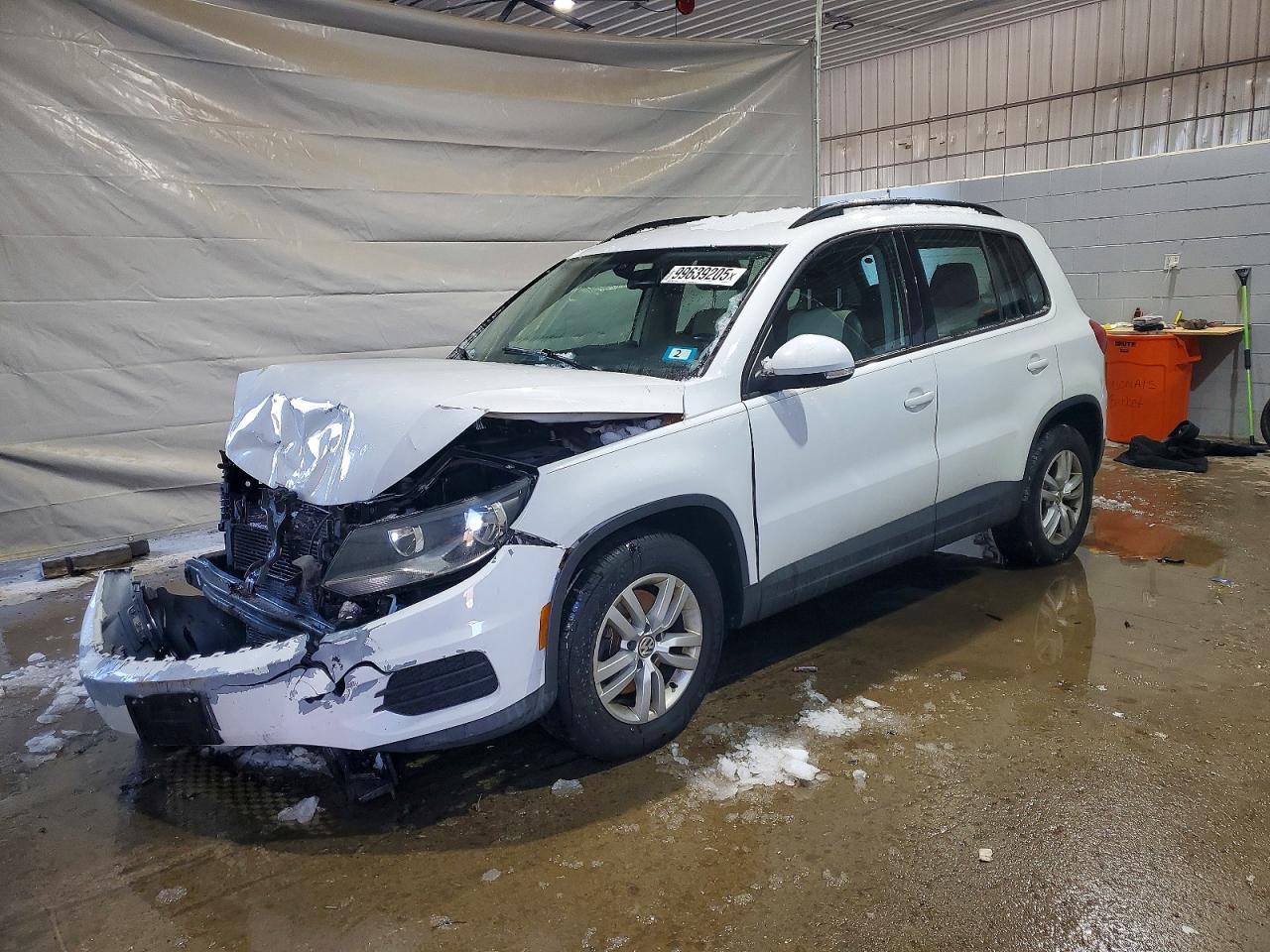 2016 VOLKSWAGEN TIGUAN