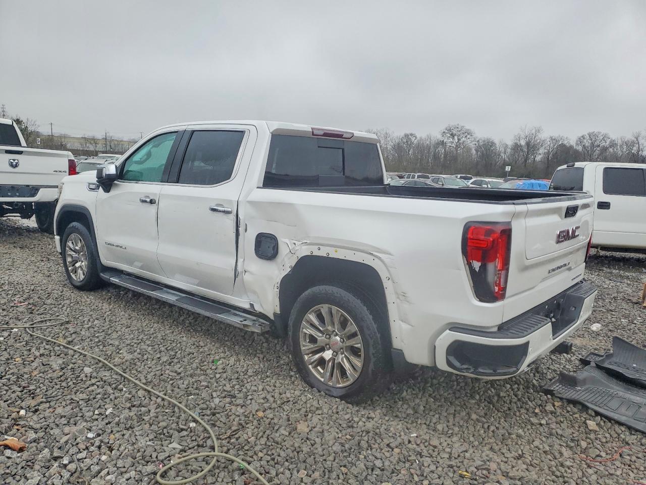 2021 GMC SIERRA K1500 DENALI photo 2