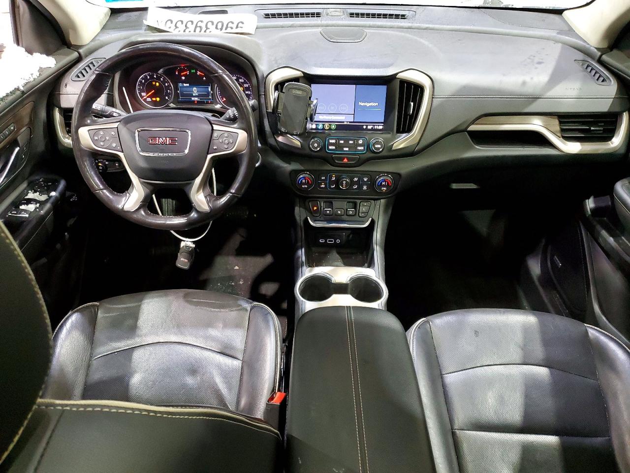 2018 GMC TERRAIN DENALI photo 8