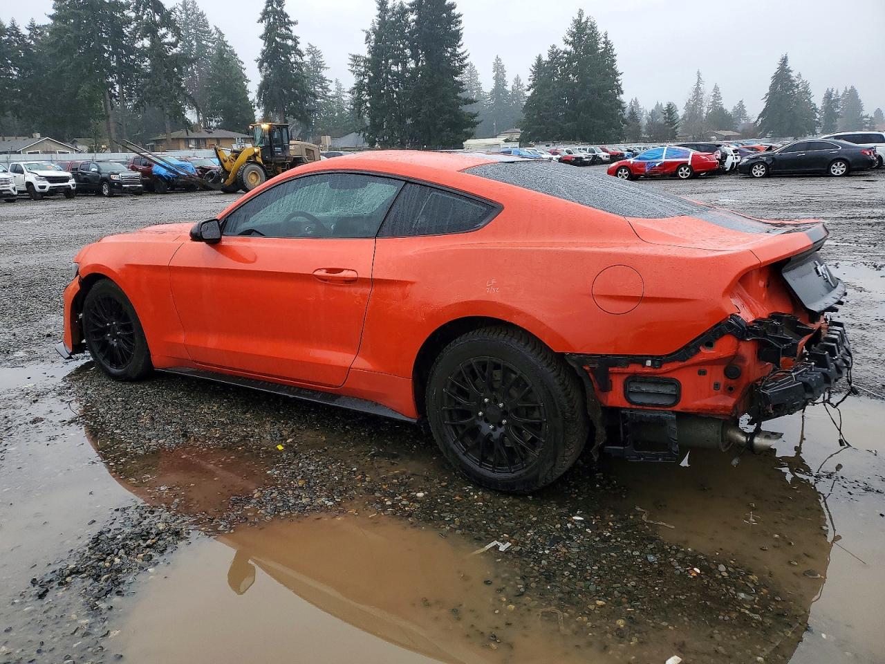 2015 FORD MUSTANG photo 2