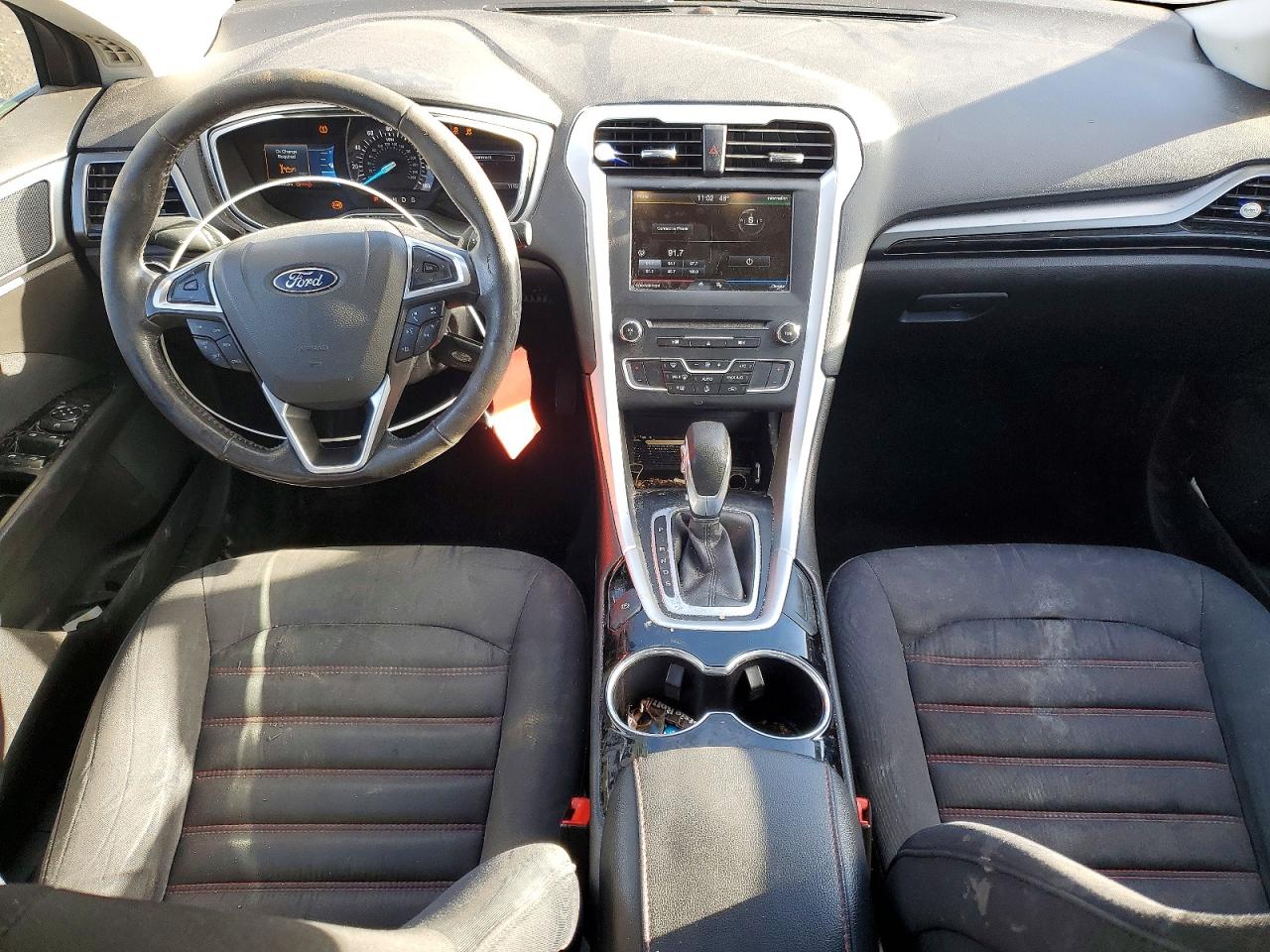 2016 FORD FUSION SE photo 8