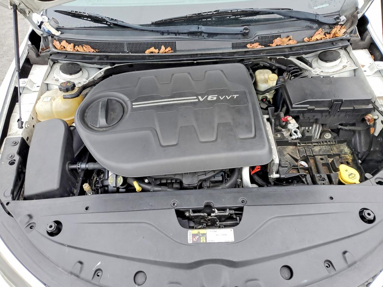 2016 CHRYSLER 200 LIMITED photo 11