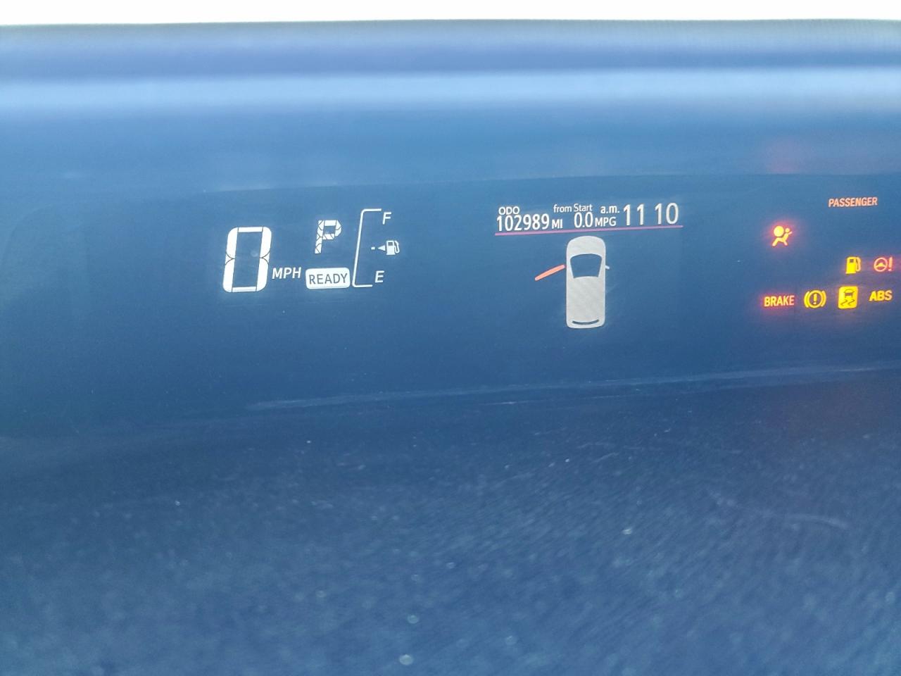 2016 TOYOTA PRIUS C photo 9