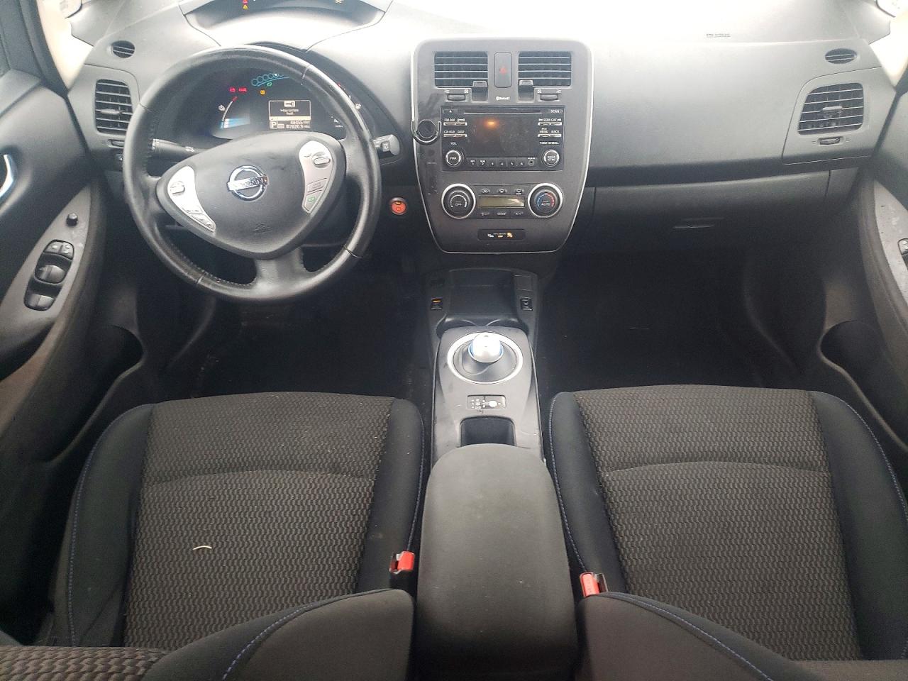 2015 NISSAN LEAF S photo 8