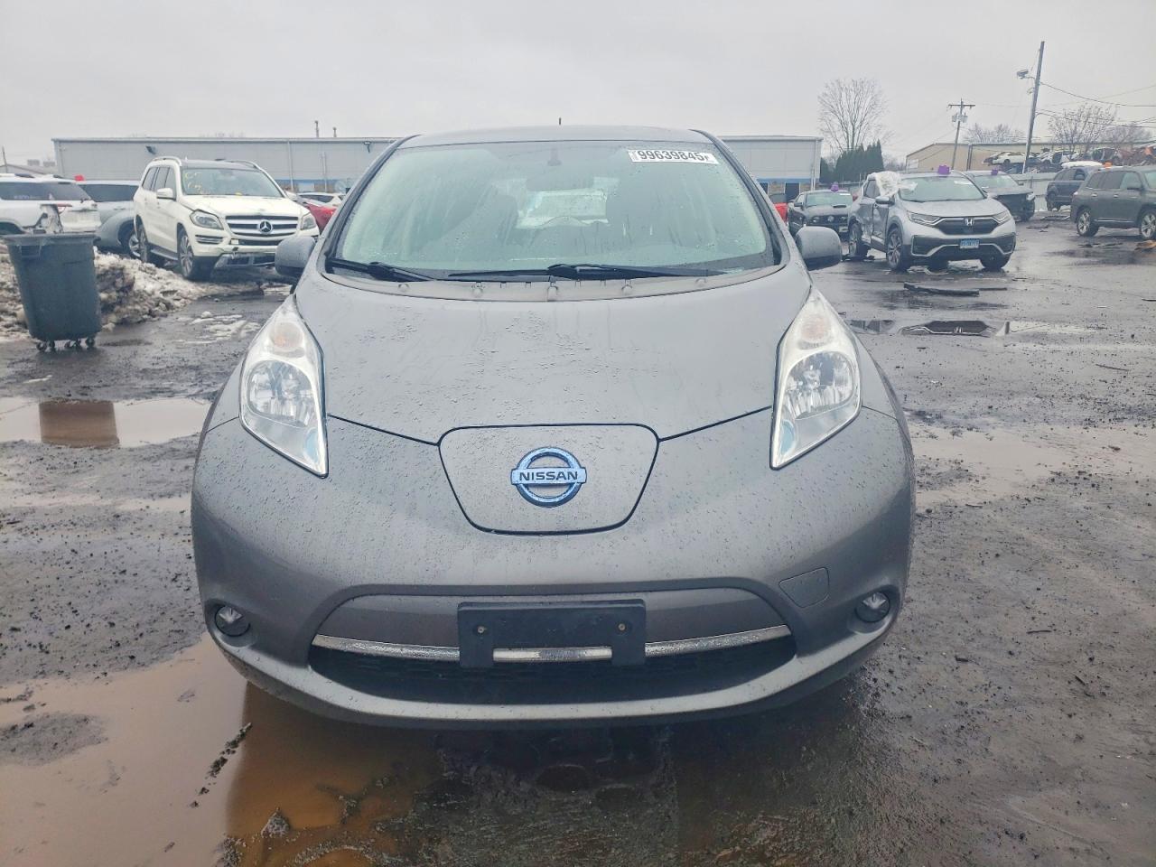 2015 NISSAN LEAF S photo 5