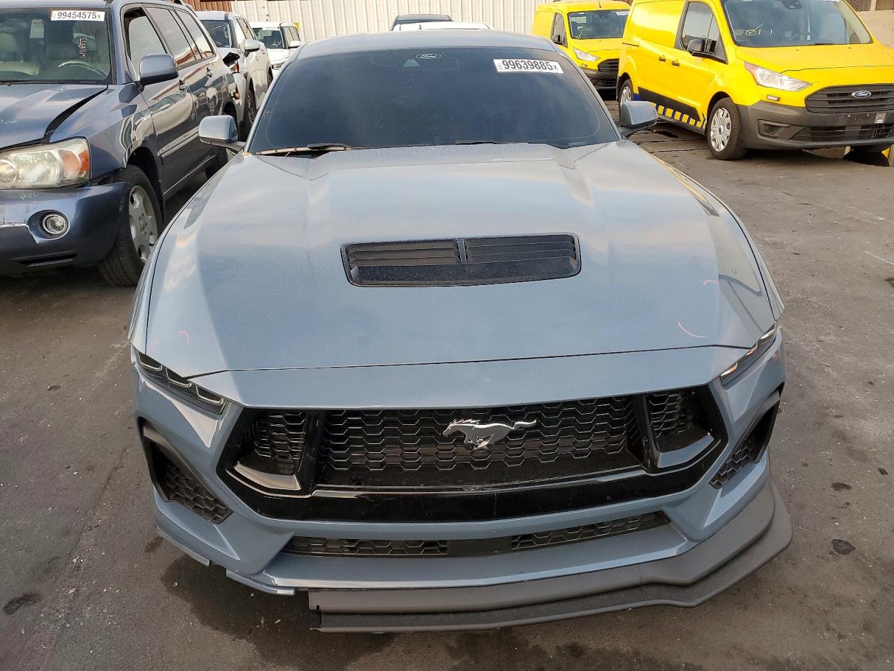 2024 FORD MUSTANG GT photo 5