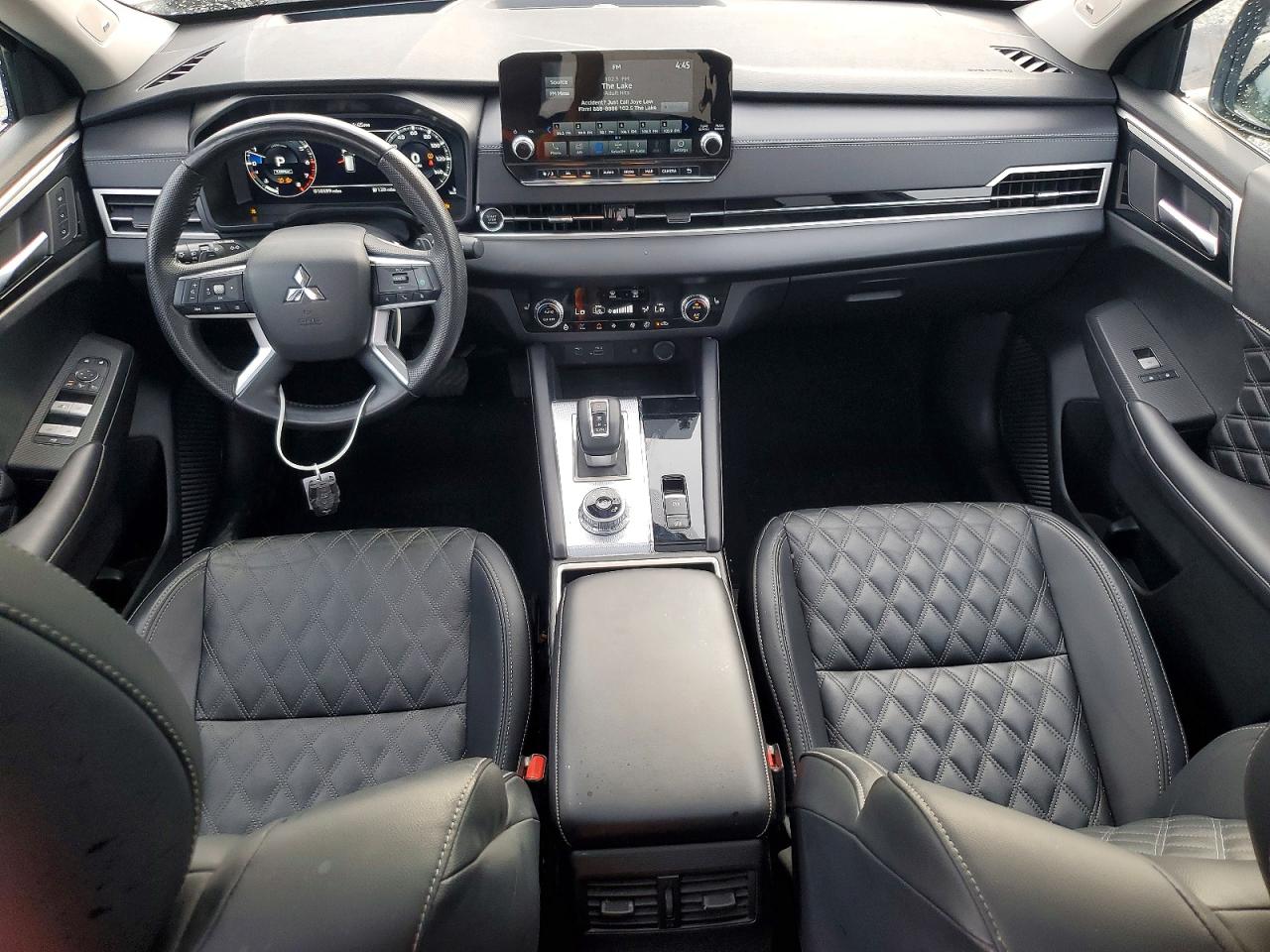 2024 MITSUBISHI OUTLANDER SEL photo 15